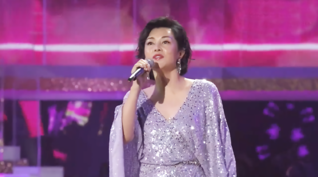 七一晚会15位女星一道风景线：汪明荃牡丹裙华贵，孟庆旸又出圈了