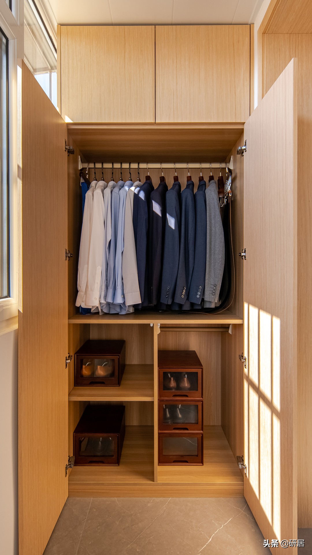 她家减法改造火了，连餐厅都可隐藏，用奶油色配原木，温暖又治愈