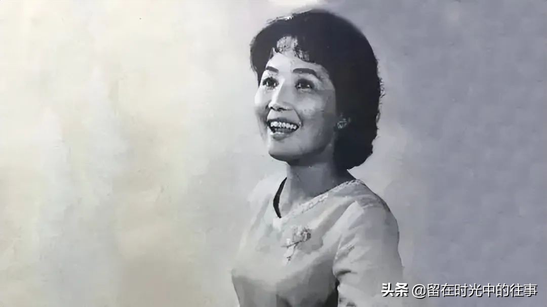 歌唱家叶佩英家中摔倒，孤独离世