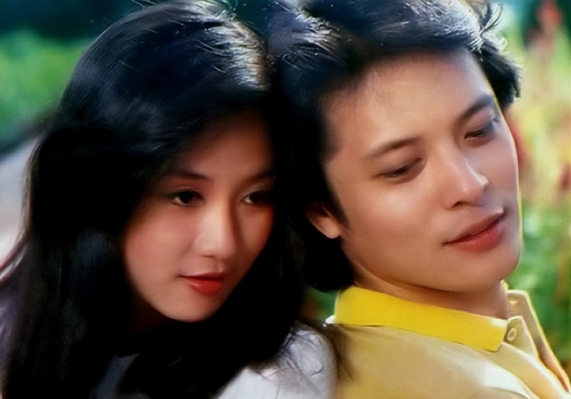 不久后,吕秀菱又继续和刘文正拍了《云且留住》,《却上心头》两部电影