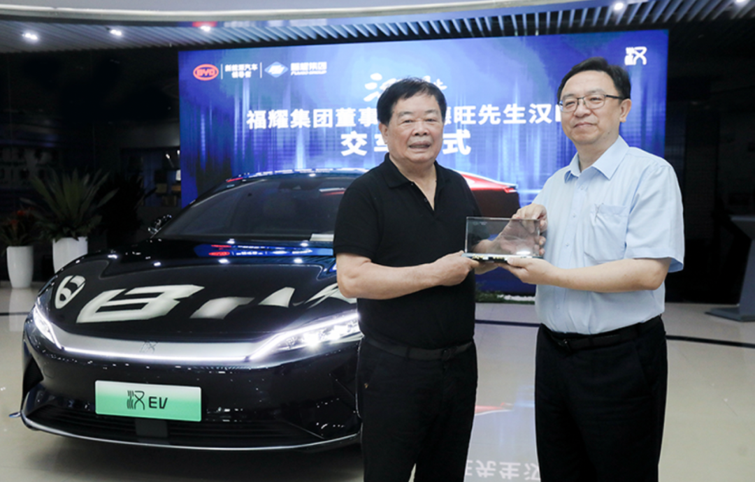 誰說國產(chǎn)高端轎車不如人：比亞迪漢上市不到2年20萬輛新車下線