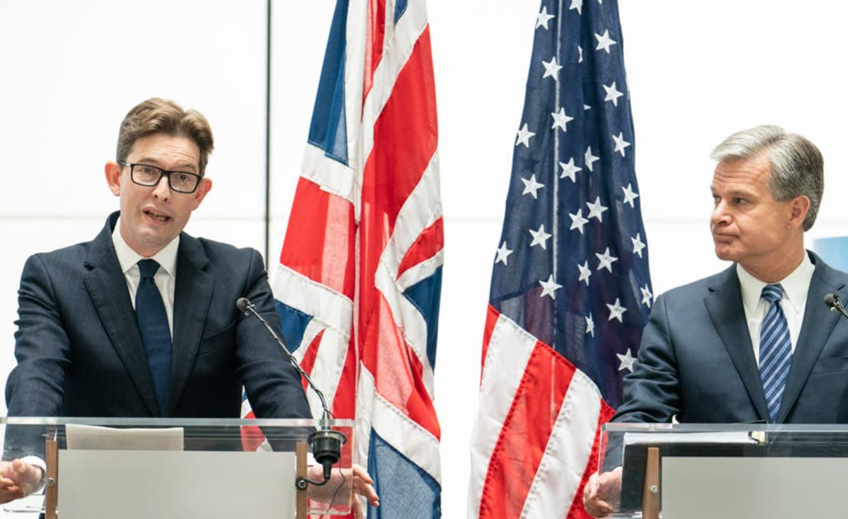 Ӣ鱨ͷ״ͬ򣬼䲻йƲںˡ