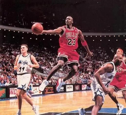 哪些球队是最后加入nba（NBA联盟的发展历程，以及几只王朝球队和标志性球星）