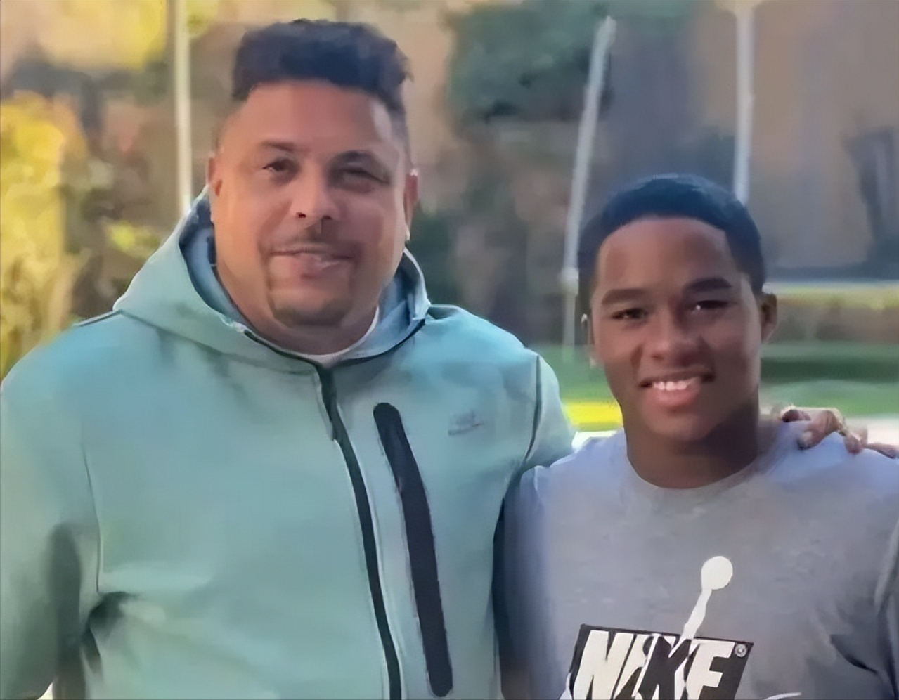 会不会成为下一个罗纳尔多（皇马领跑！巴西16岁天才引欧洲豪门争抢！被誉为下一个罗纳尔多）