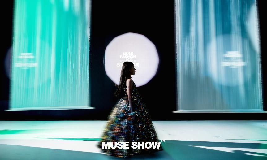 2022缪斯时尚盛典全国巡演济南站上演时尚大戏