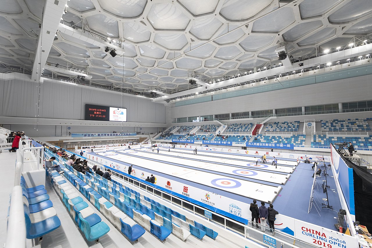 2022冬奥会制冰方式(北京冬奥会比赛的冰面是如何制作的？中国为什么制冰需要请外援？)