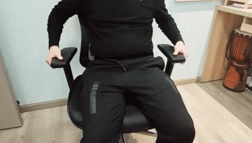 性價(jià)比完美的永藝人體工學(xué)椅，你不來一張？