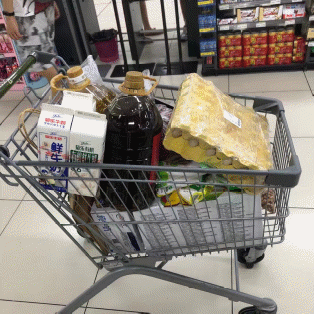 成都接连出手，第三波消费劵来势汹汹，唯品会被网友买爆了