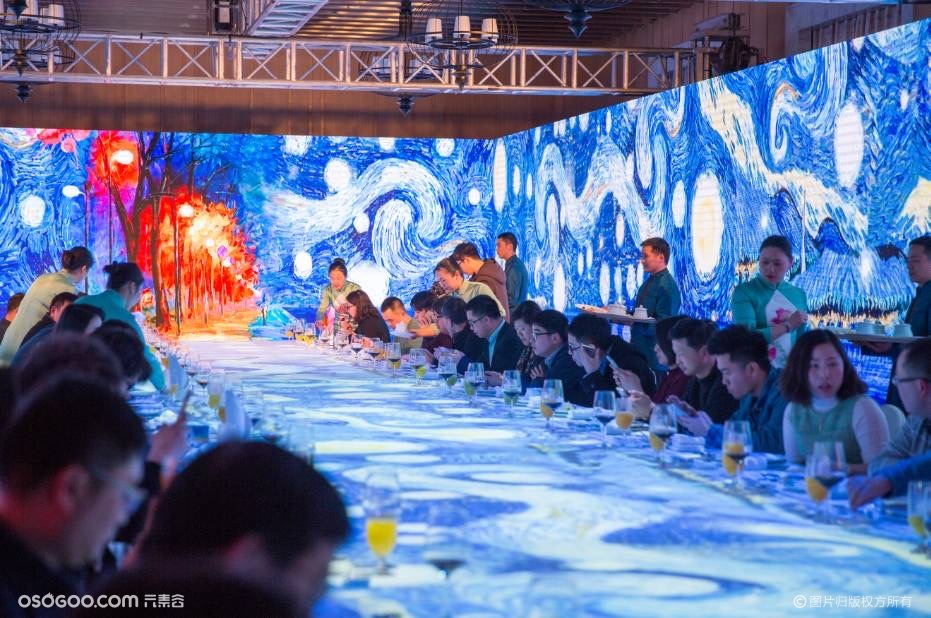 全息餐厅打造沉浸式场景，装修成本最低仅需万元
