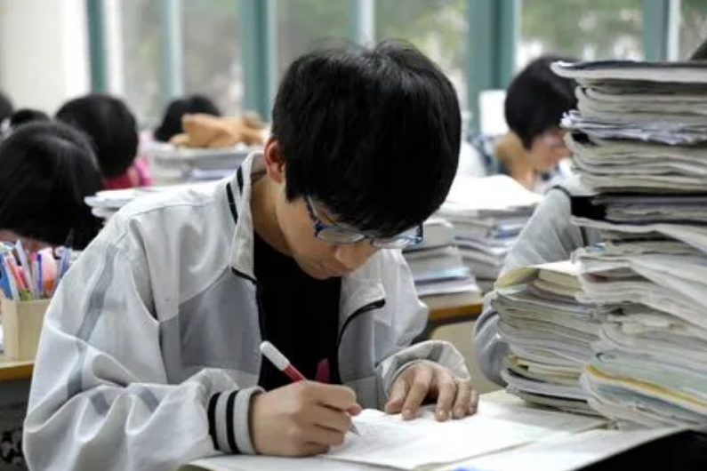 “双一流大学”排名更新，浙江大学无缘前三，武汉大学表现亮眼