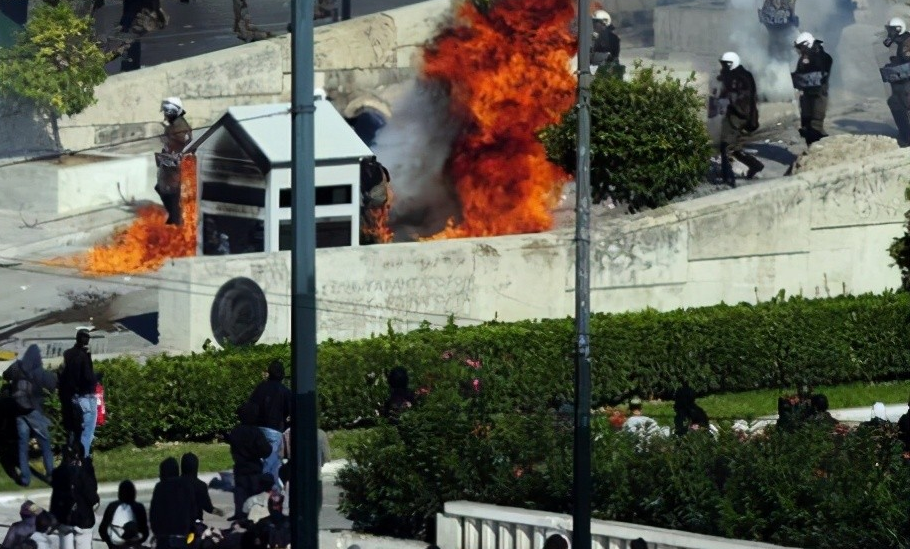 2011年，那个火烧靖国神社，被韩国人称为英雄的刘强，后来咋样了