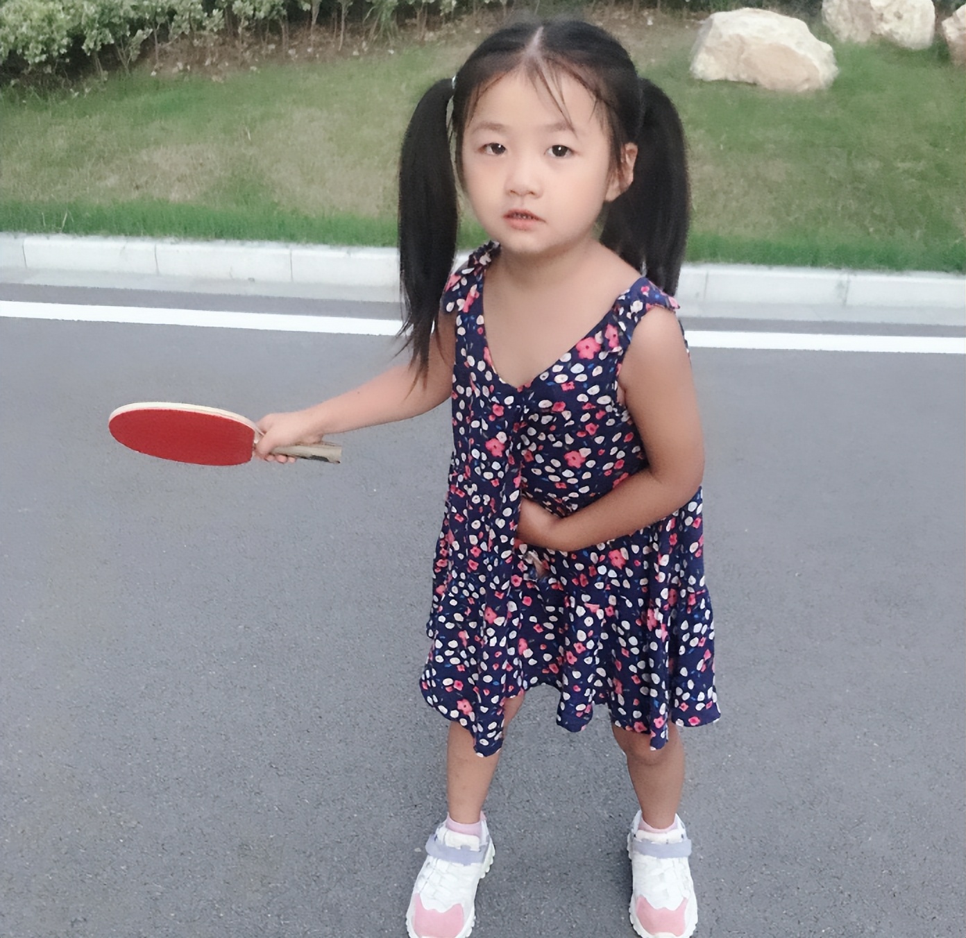 山东乒乓神童神似福原爱,5岁获全国少儿总冠军，与张继科同台竞技