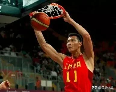 2019篮球世界杯中国队vs尼日利亚（中国男篮，不知道怎么处理球时，就把球交给易建联）