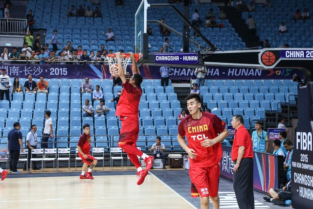 將要進(jìn)nba的中國球員有哪些（中國男籃新骨干！周琦攜隊友欲重返國際籃壇，大名單即將公布）