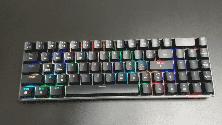 69键、支持DIY、带小数字键、走到哪带到哪的三模机械键盘