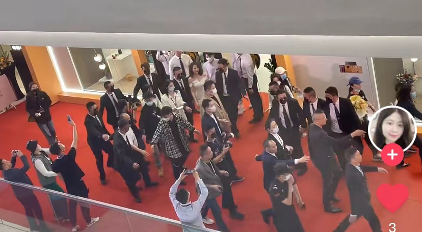 ��ԲԲ��������̫�𺳣���������æ����ӭ�볡������ͬ��������ѹ