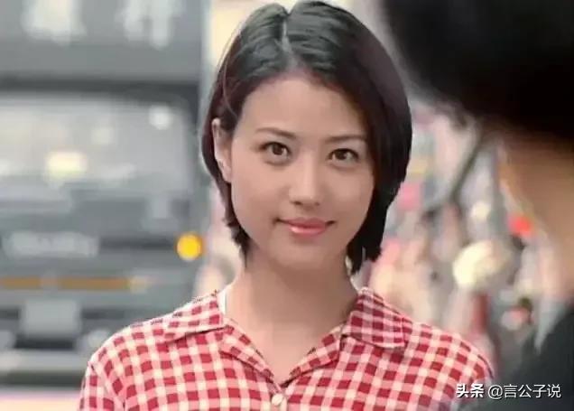 6位被捧成“老戏骨”的女星，个个演技平平，年龄大不等于老戏骨