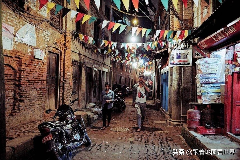 在印度性工作既不是非法，也不是合法，三哥警察为何对女性施暴？