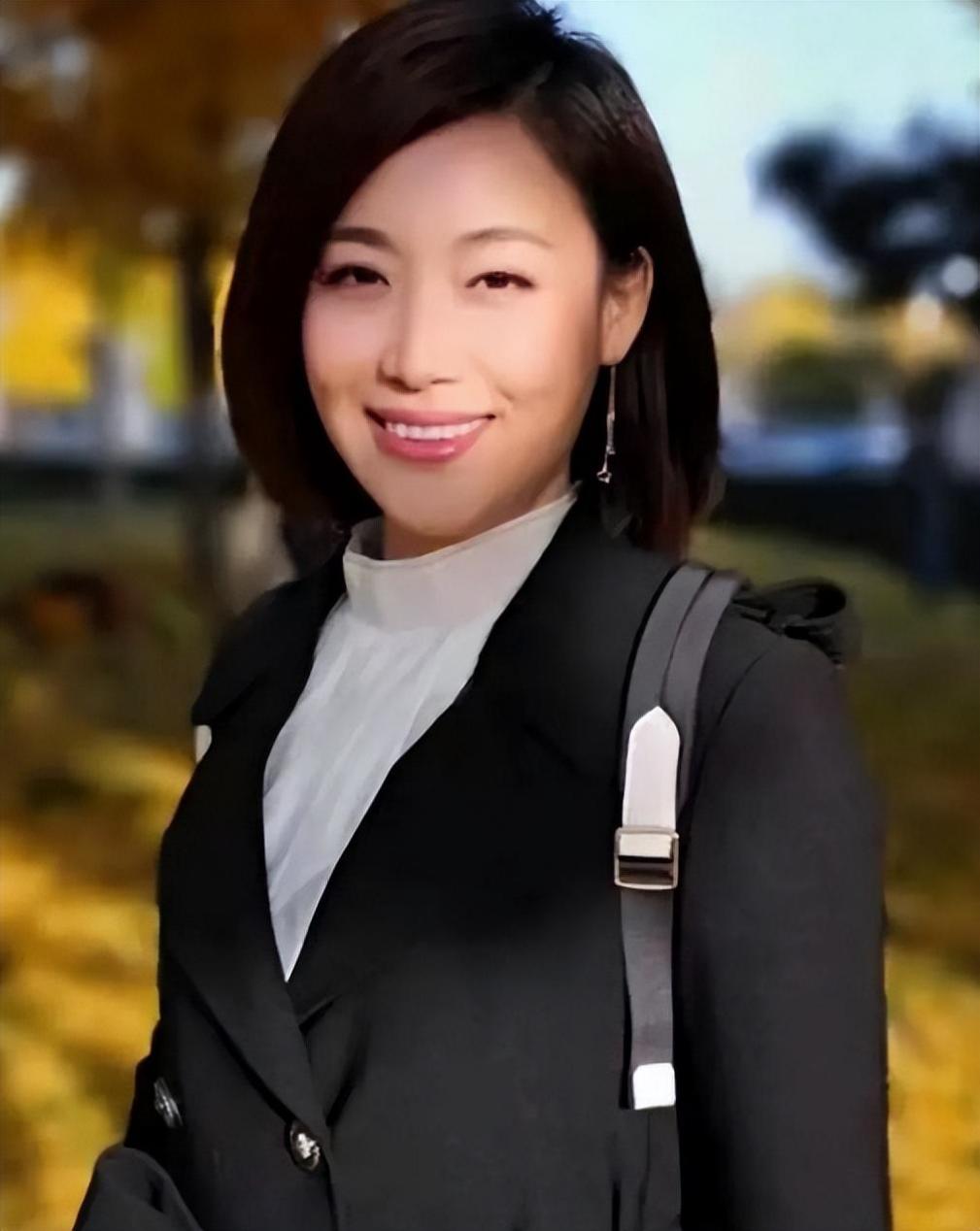 央视主播郑丽:赵普的妻子是谣言,37岁低调做妈妈,丈夫是普通人