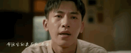 4.6分成“票房冠军”，剧情全靠旁白，只剩狗血金句，他凭什么？