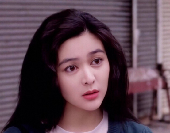 关之琳:曾因两个球身败名裂,两婚两离,如今从商身价上亿