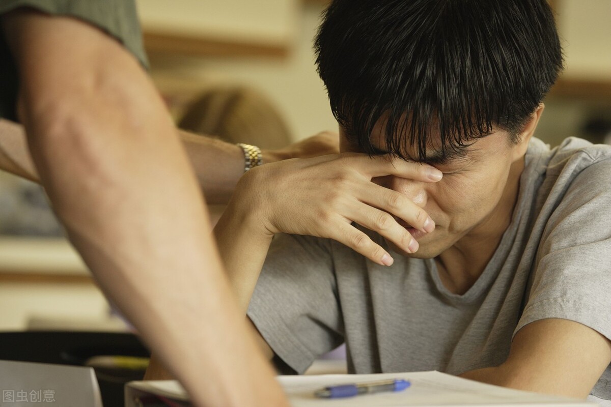 大学选985，还是顶流211？3个学生，我给了3个答案