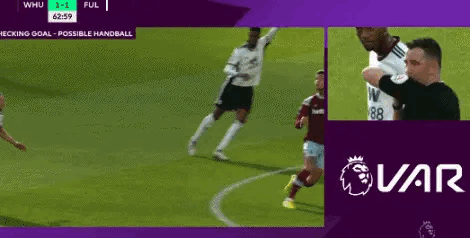 英超点数怎么交换球员（英超频现手球争议，从规则来看这些判罚如何理解？）