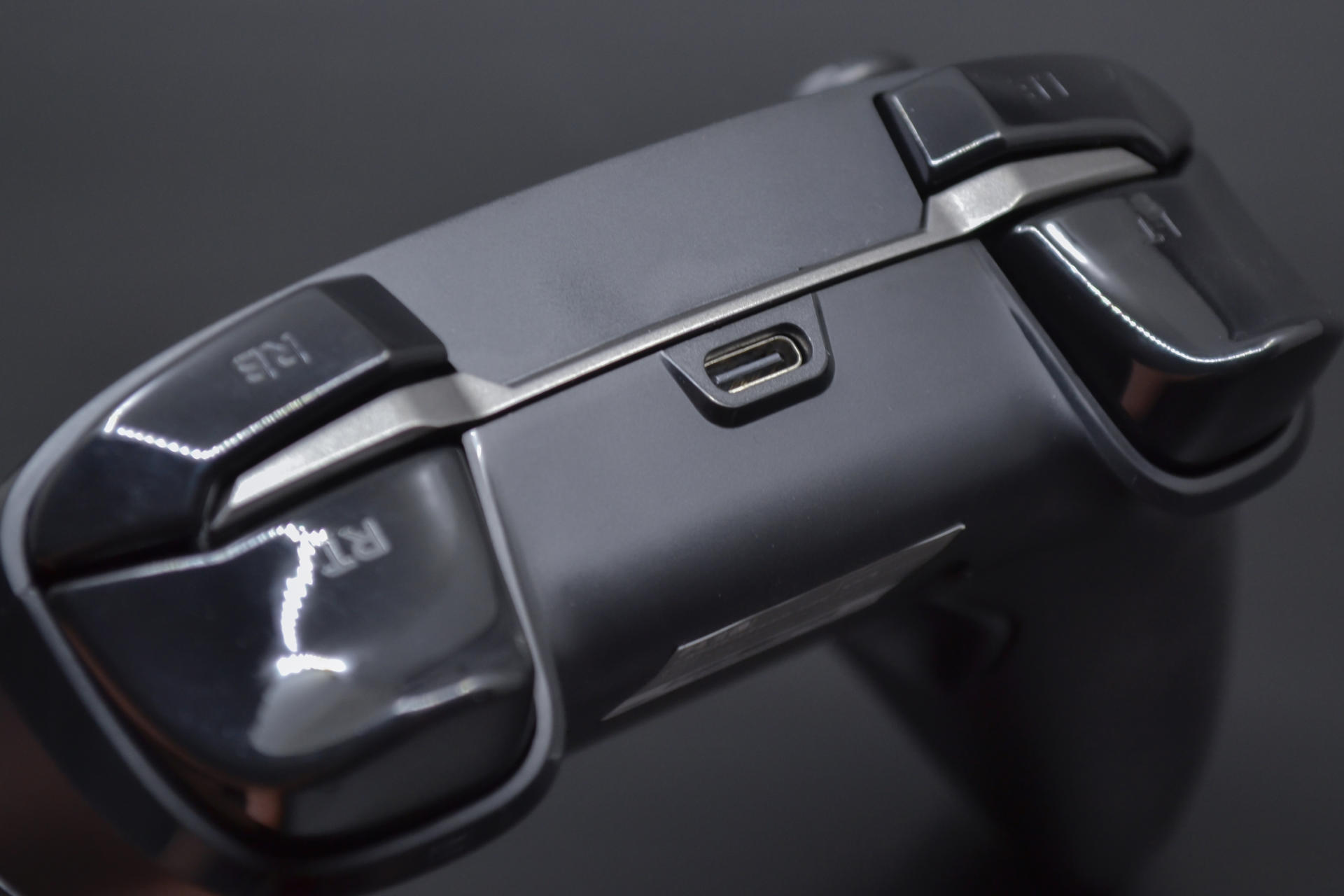 新瓶老酒玩味十足 北通阿修罗3S游戏手柄