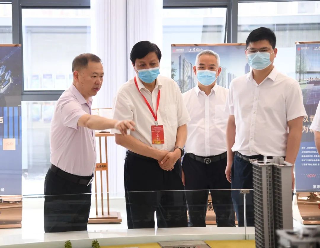 李万千在鹤城开展社会保障“一法一条例”执法检查