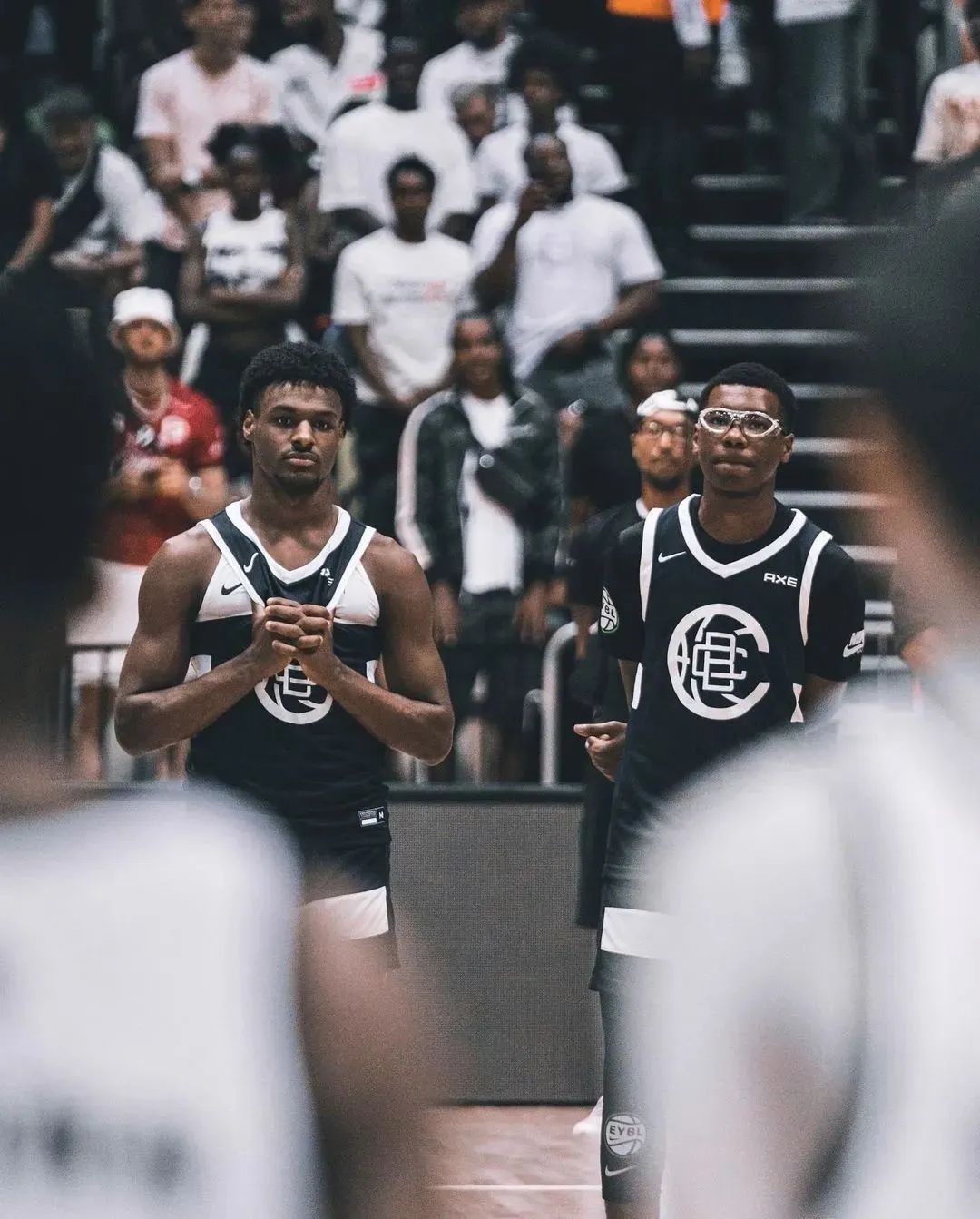 迈阿密热火队会不会退役詹姆斯的6（NBA将永久退役6号球衣！詹姆斯怎么办？NBA回应：詹姆斯继续穿）