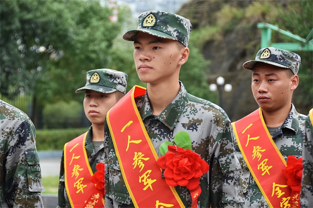 韩国服兵役的年龄(中国为什么不强制服兵役?