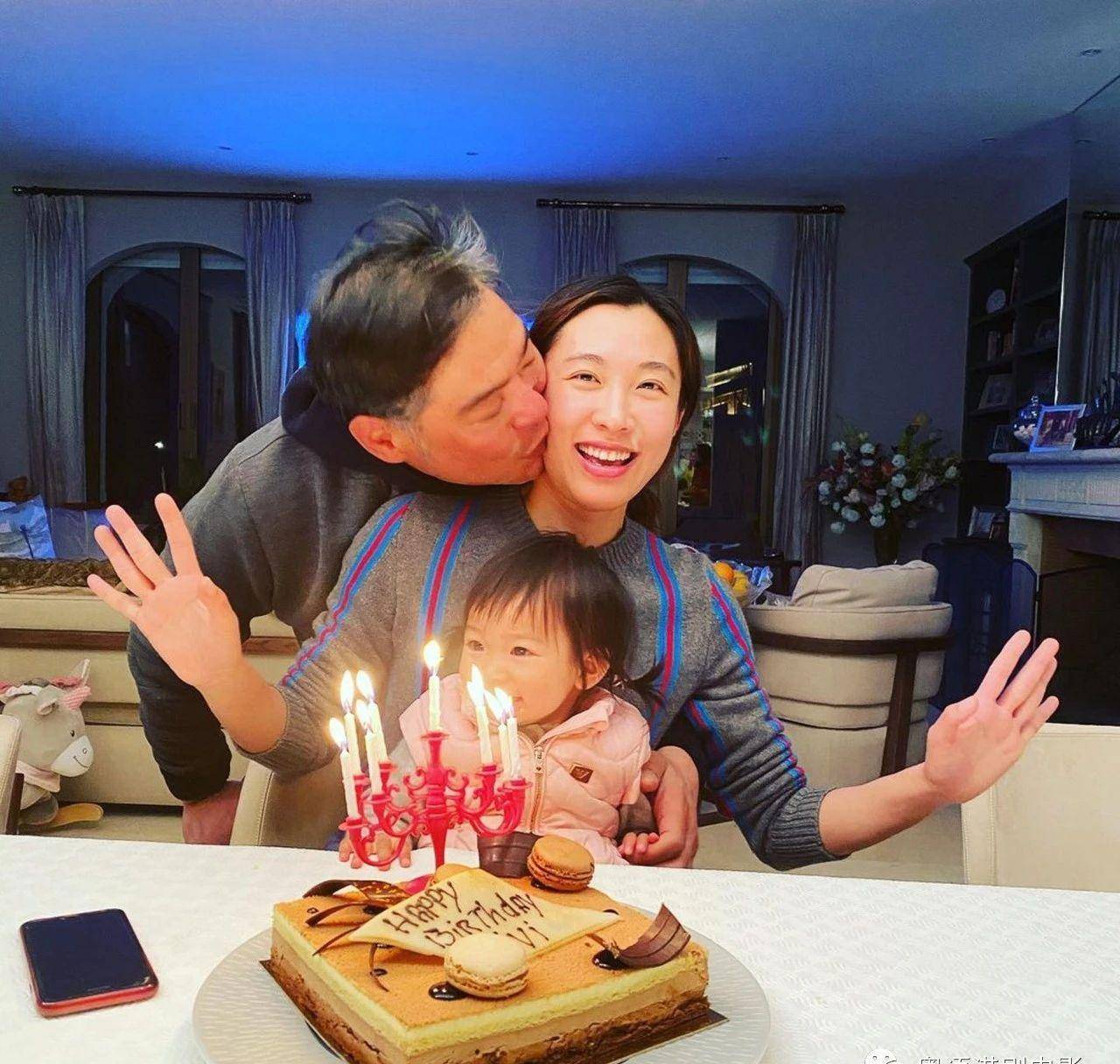 她是tvb御用宫女,31岁嫁56岁何超琼发小,识大体肯生娃今怀二胎