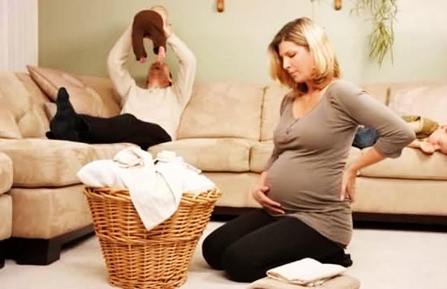 到了孕晚期，若能牢记“两勤二懒三调整”，孕妇轻松胎儿健康