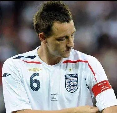英格兰著名足球运动员(三狮军团！21世纪英格兰最伟大的五位球员！双德问题谁能解决？)