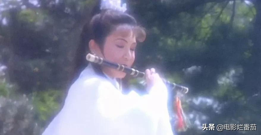 被全网骂了二十多年的西门大妈，与男神演亲密戏，黯然退圈之谜