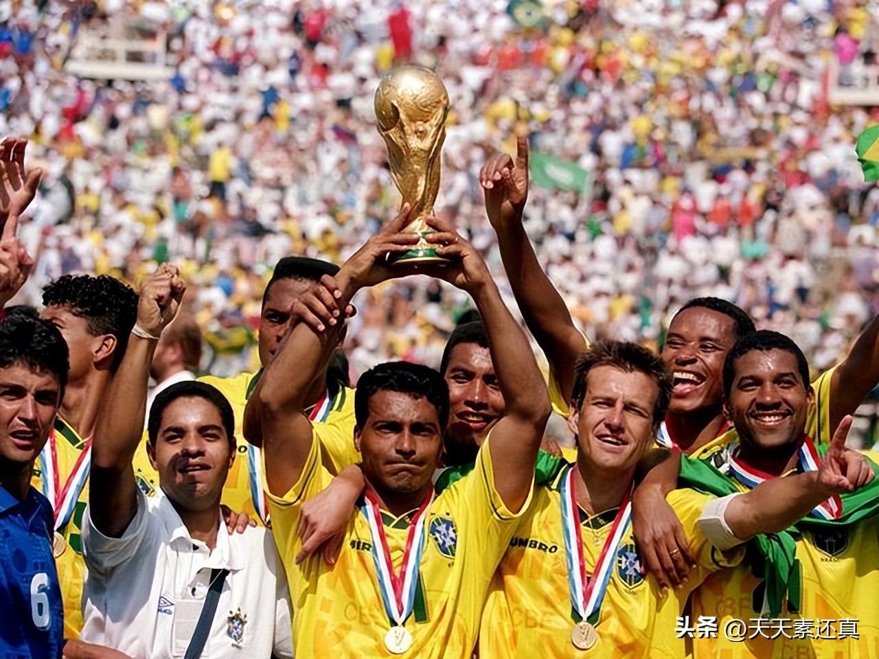 巴西队几次夺冠(淘汰赛连赢四支欧洲球队——巴西五次世界杯夺冠，只有02年做到了)
