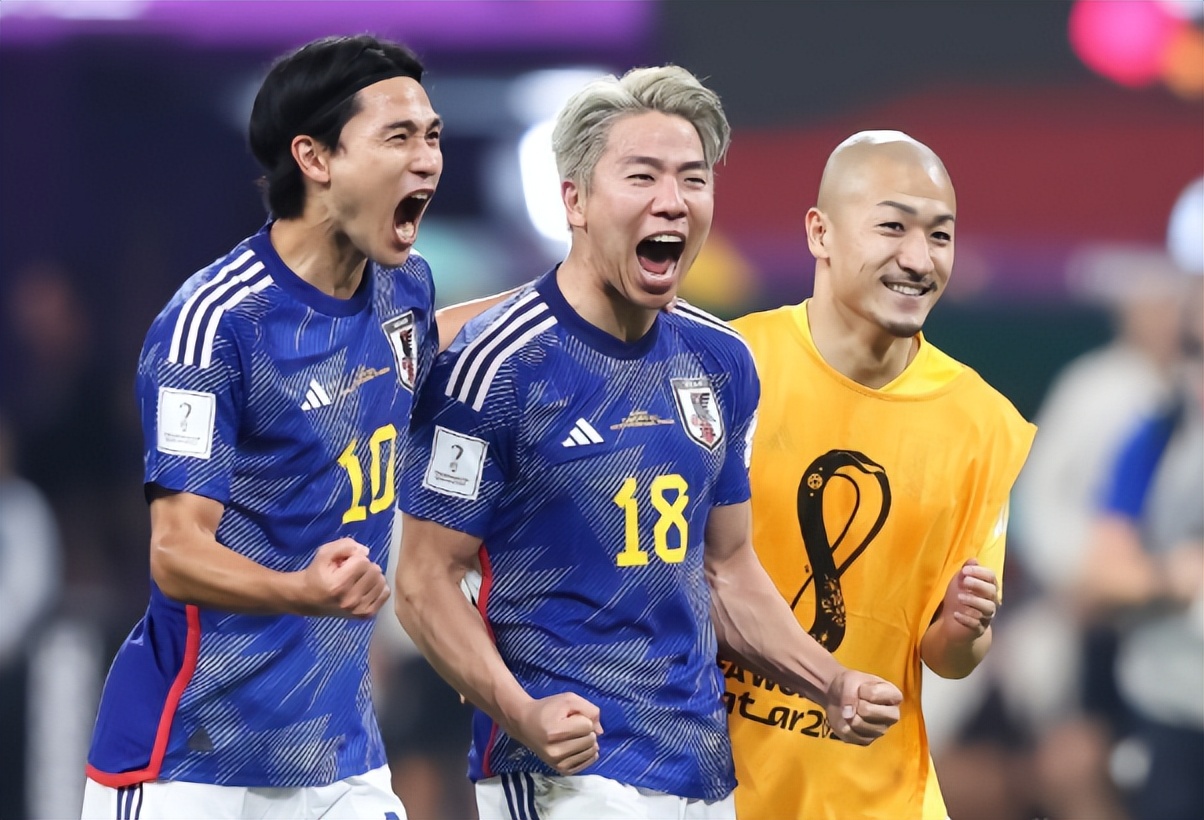 足球世界排名2022(7-0！2-1！世界杯死亡之组形势：西班牙日本赢球=出线，德国悬了)