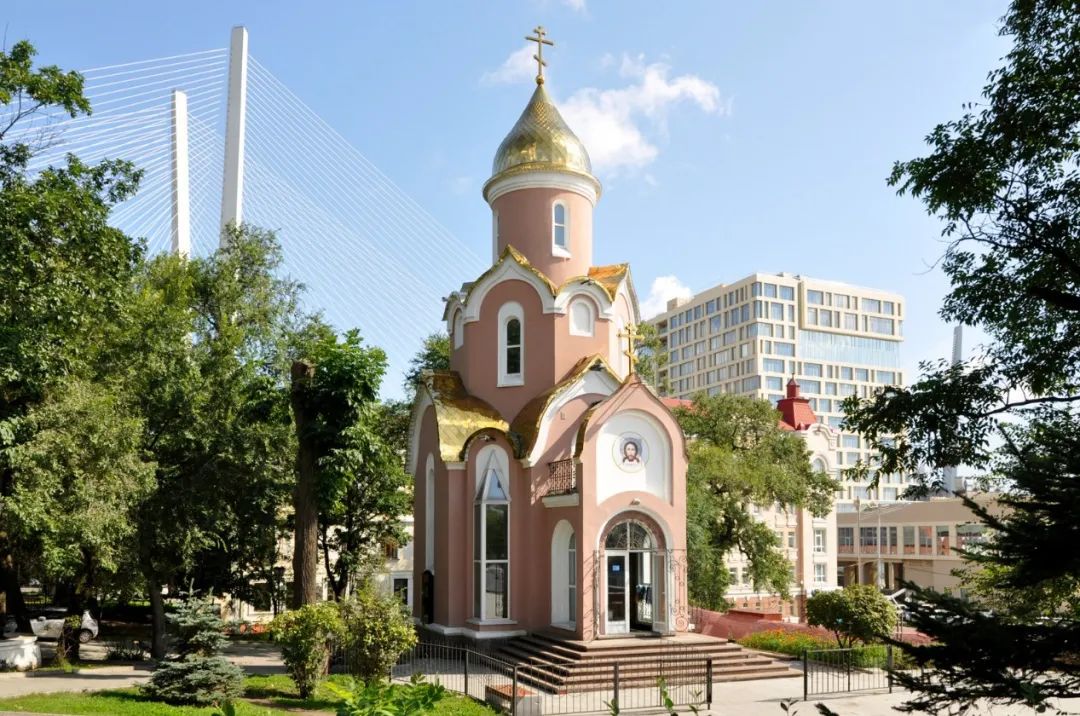 符拉迪沃斯托克到海参崴旅游怎么去