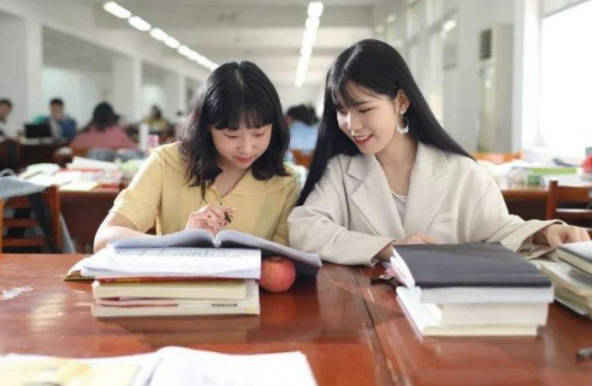 2022征兵工作进行中，女兵报名条件有所调整，想当兵的女生别错过