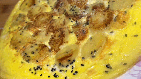 香蕉鸡蛋饼的做法（孩子想吃香蕉鸡蛋饼5分钟就能上桌）