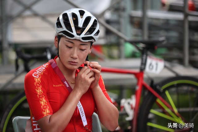 上海赛车美女（致敬车坛玫瑰 盘点国内6位值得关注女车手）