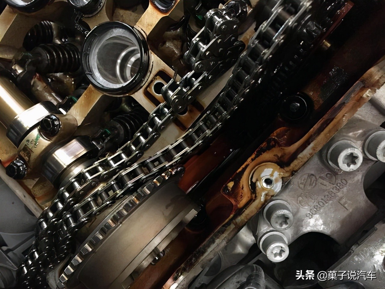 汽車“正時皮帶”與“正時鏈條”如何判斷更換或保養？老司機教你