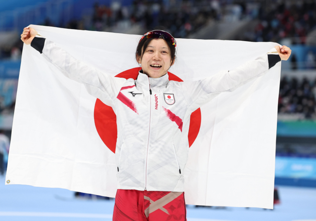 日本奥运会金牌排名最新（第3金！日本奖牌数超越中国，排名亚洲第1，27岁传奇独揽1金3银）