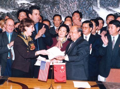 1997年中美入世谈判，美方：中国肉只能做狗食，中方代表如何回应
