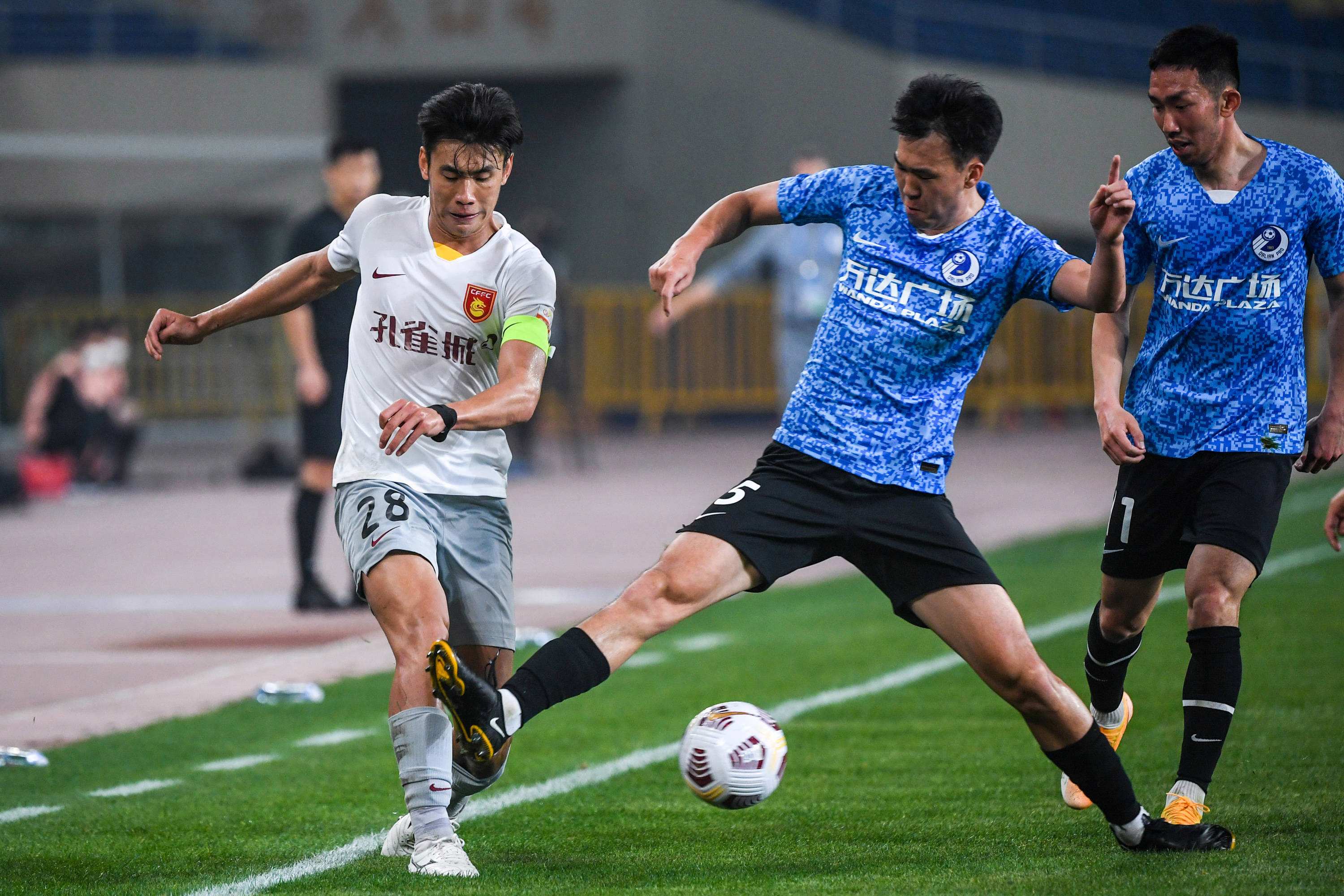 足球0比0算让负吗（说不踢就不踢了？各方呼吁严惩弃赛！联赛公平公正从何谈起？）