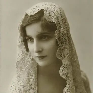 不想和豪门结婚的法国小姐，尽管101年来都很拼命地美丽，但究竟为什么会这样呢？