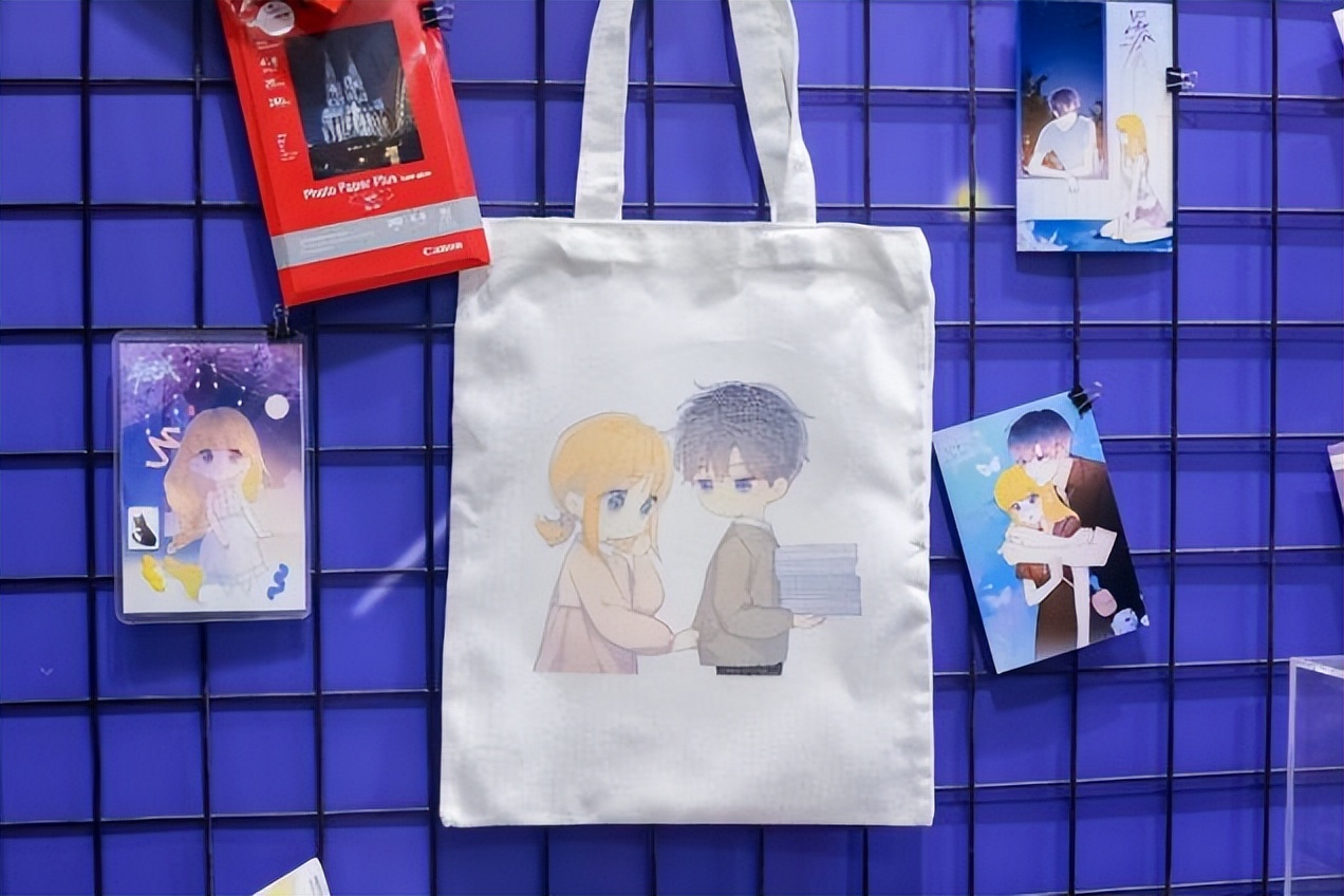 ���ƴ�Ԫ�ڣ�������ө��涯����Ϸ���껪�����ഺ�˳�