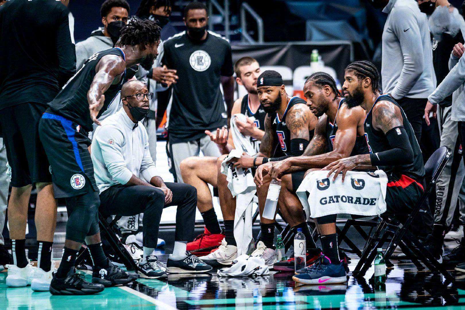 为什么nba在国际上受欢迎（为什么我们如此热爱NBA（写给曾将汗水洒遍球场的，热血的我们））