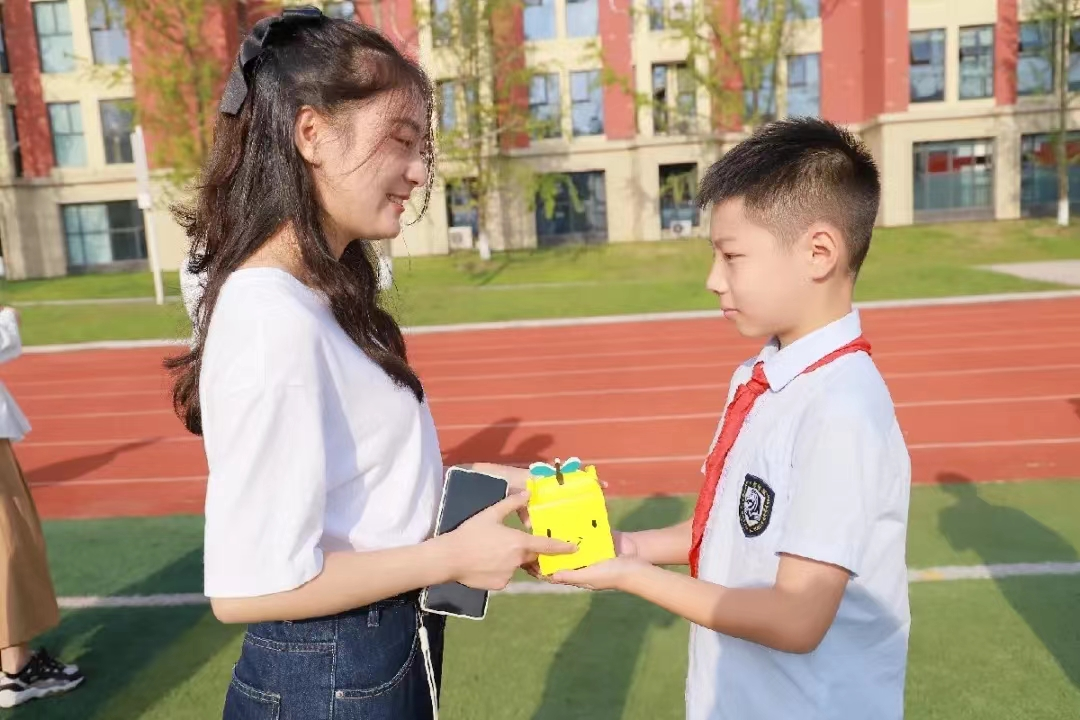 彭州市博骏学校2022年小学、初中部招生简章