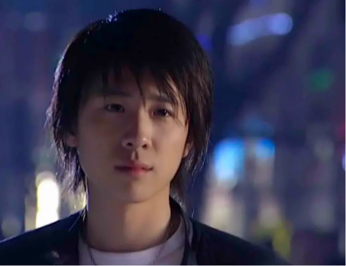 走红后还没吃红利就过气，两次被金莎喊话拒绝，李智楠做错了什么